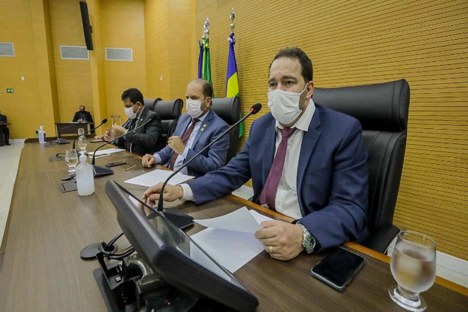 ALE-RO define sistema de plantão dos servidores, para reduzir as aglomerações e os riscos de contaminação de covid-19 e Influenza