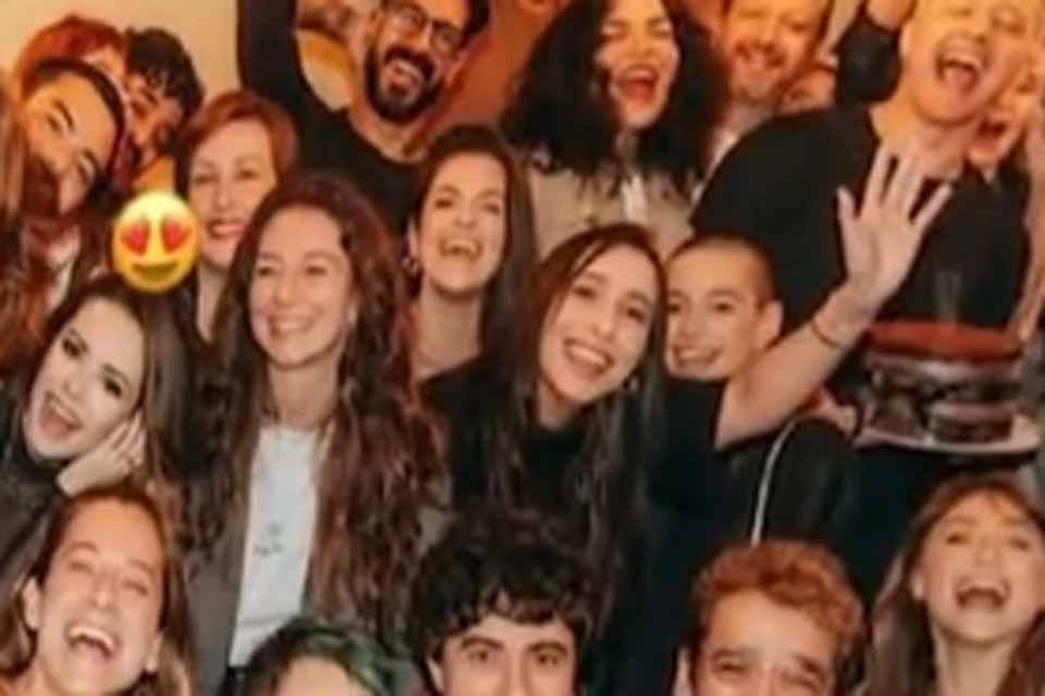 Reencontro de ex! Sandy vai à festa de Lucas Lima com o atual namorado