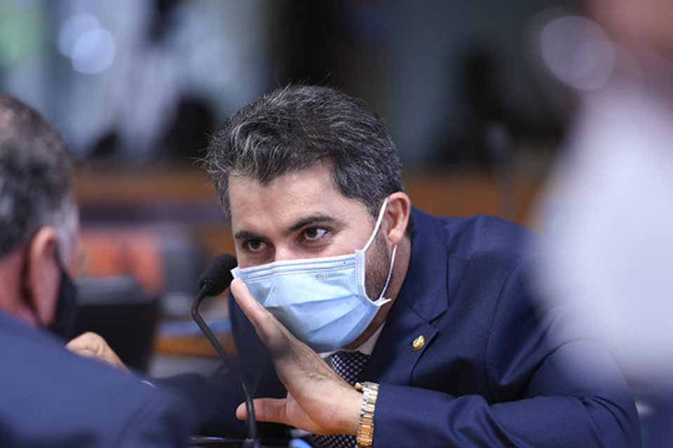 Marcos Rogério chama diretor da White Martins à CPI para explicar falta de oxigênio no AM