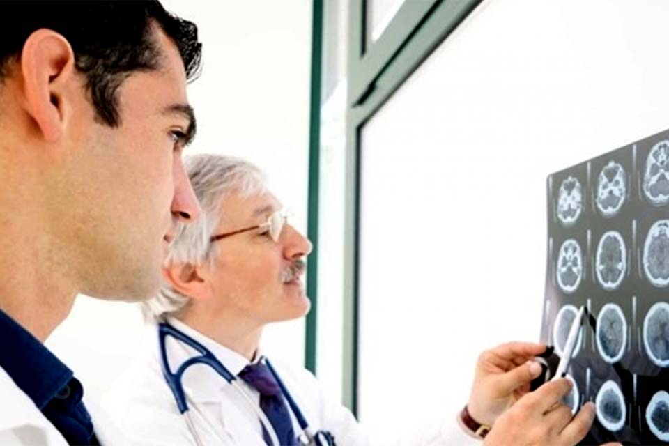 Ministério recebe até amanhã sugestões sobre cuidados para AVC