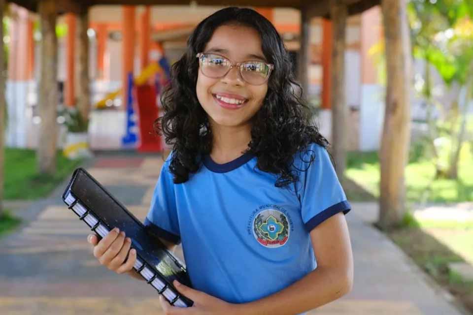 Prefeitura de Vilhena anuncia compra de uniformes escolares para mais de 12 mil alunos da rede municipal