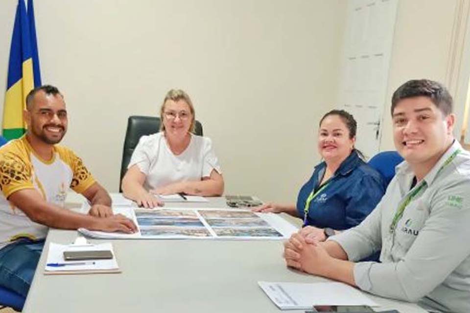 Prefeitura e parceiros discutem reforma do museu de Guajará-Mirim para impulsionar cultura e turismo