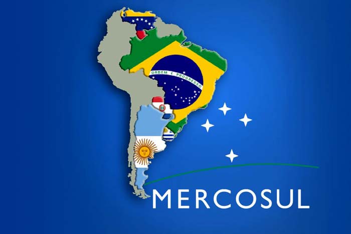 Brasil e Argentina têm visão convergente sobre Mercosul, diz Araújo