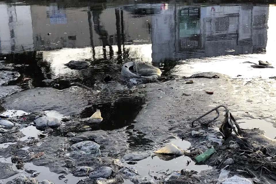 SANEAMENTO BÁSICO: 0,6% da população vive sem banheiro em casa