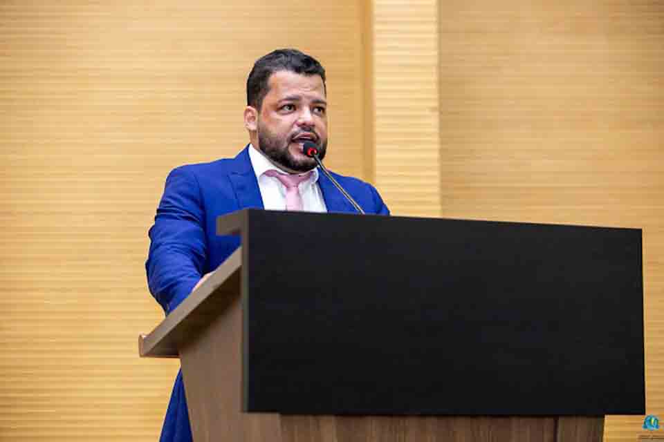 Deputado Edevaldo Neves cobra explicações e providências sobre encerramento do Centro de Hemodinâmica do Hospital de Base