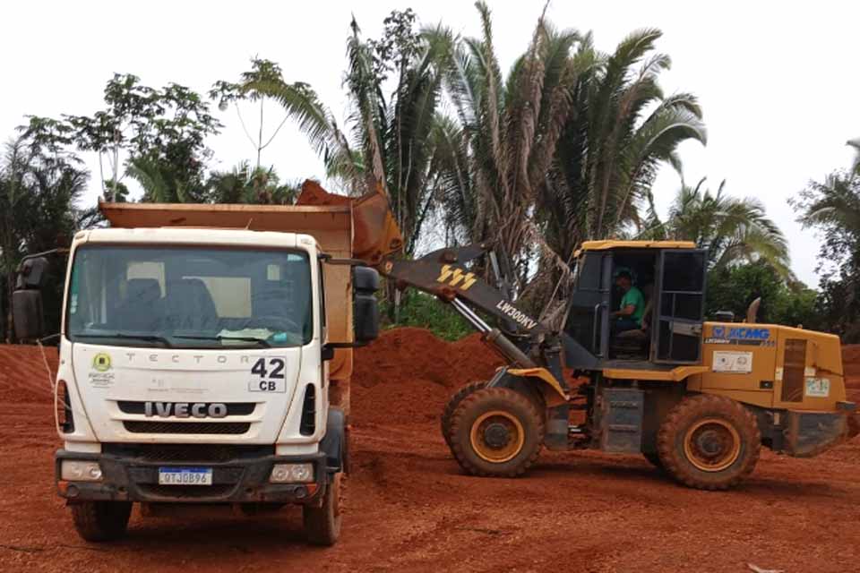 Prefeitura de Porto Velho recupera mais de 100 km de estradas na região do assentamento Joana Darc