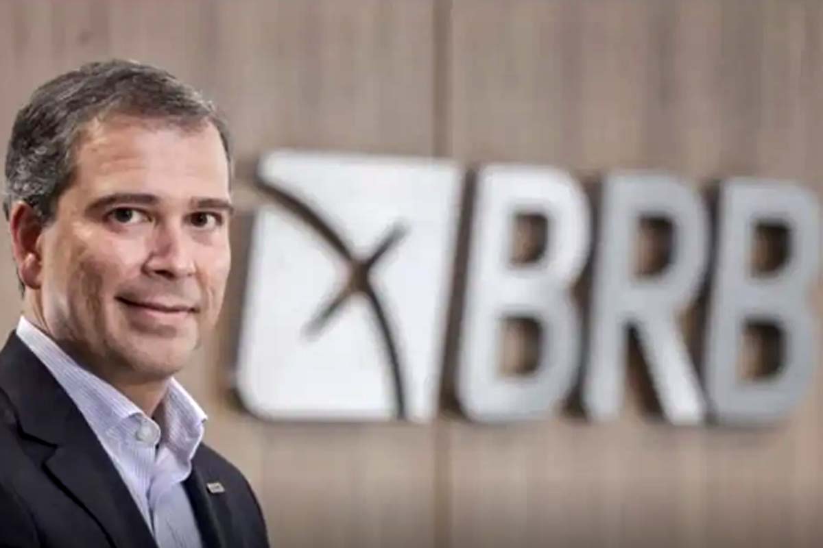 Mendonça autoriza transferência de ex-presidente do BRB para Papudinha