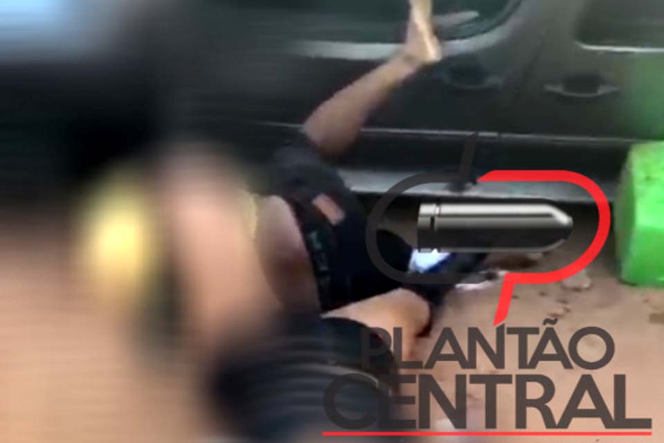 Homem morre e mulher é socorrida após veículo capotar na zona rural 