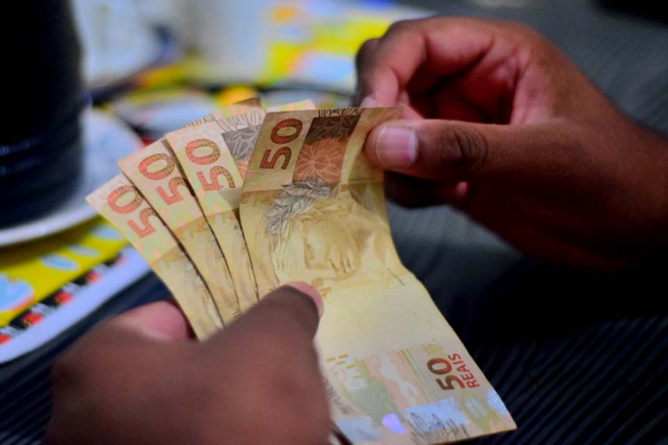 Caixa libera saques e transferências do auxílio emergencial e FGTS