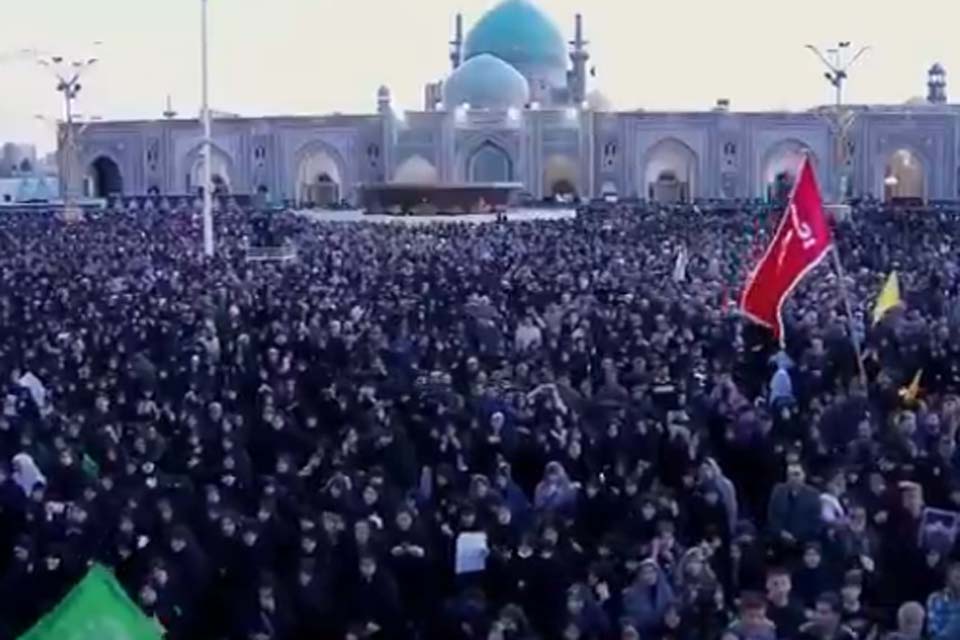 Sobe para 648 número de mortos em protestos contra o governo Khamenei no Irã