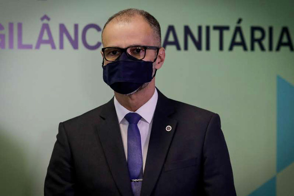 Presidente da Anvisa critica pressão por vacina: “é algo muito sério”