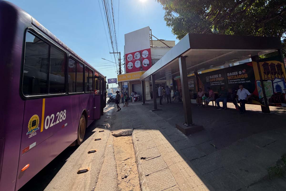 Comunidade aprova novo ponto de ônibus na praça Marechal Rondon