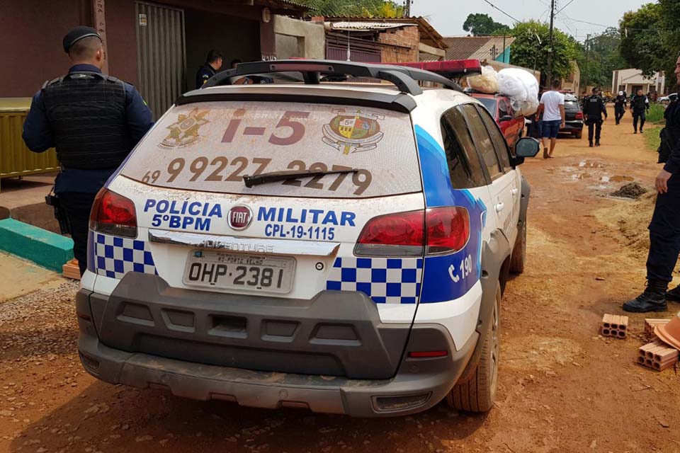 Homem é agredido a coronhada por bandidos e tem mais de 5 mil roubados