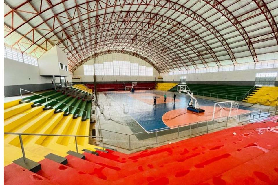 Ginásios Ronaldo Aragão e Rui Luiz Teixeira recebem melhorias estruturais