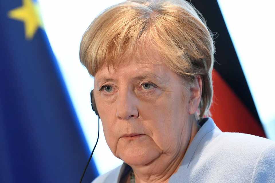 Angela Merkel quer que patentes de vacinas anticovid continuem “protegidas”
