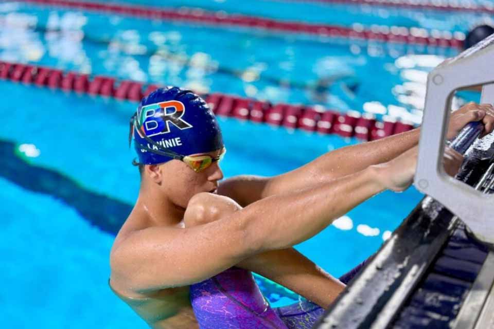 Desempenho da natação leva Rondônia ao pódio oito vezes nas Paralimpíadas Escolares 2025