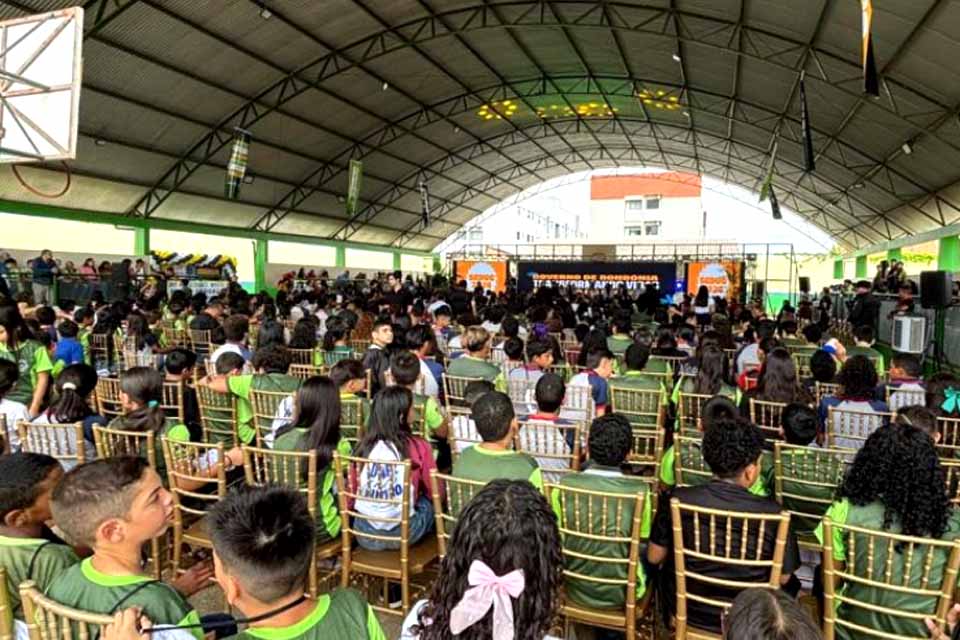 SINTERO participa de solenidade de abertura das aulas da rede estadual 2026 em Porto Velho