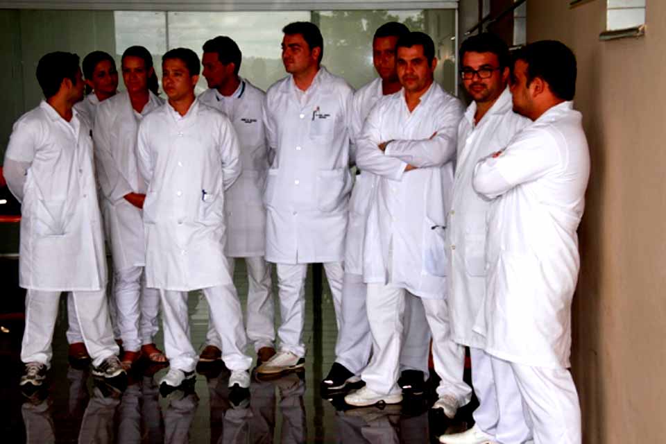Governo de Rondônia autoriza convênios com instituições de ensino para estágio de Medicina na rede estadual de saúde