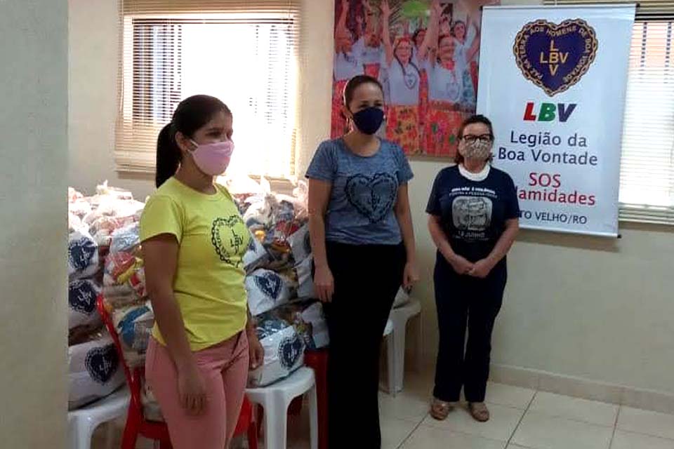 Porto Velho: LBV e Conselho Municipal da Pessoa Idosa entregam cestas básicas