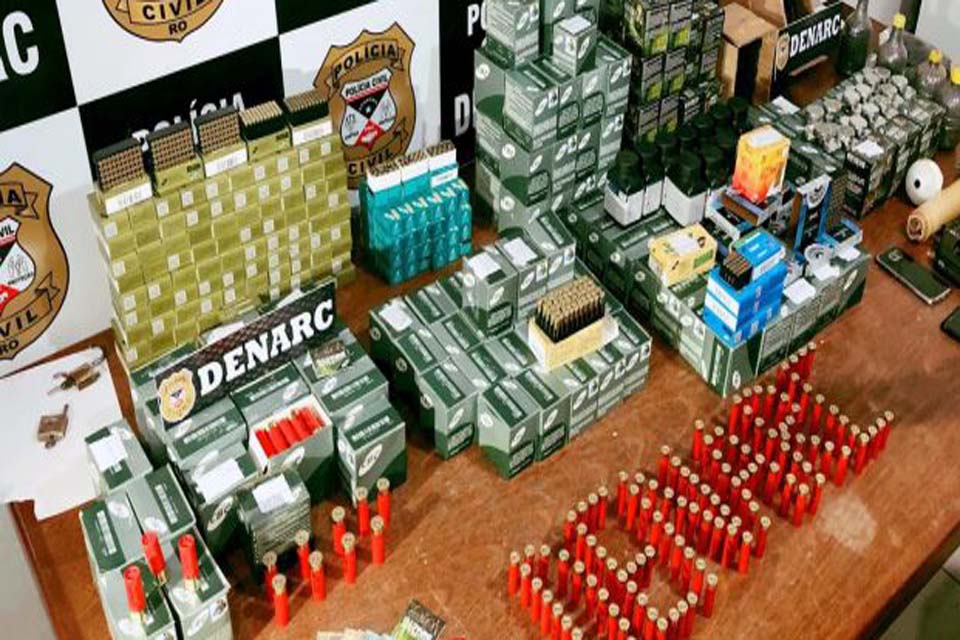 PM aposentado é preso pelo Denarc com milhares de munições 