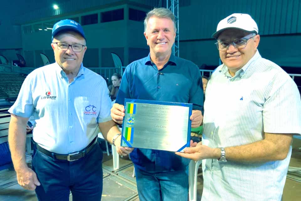 Deputado Estadual Luizinho Goebel homenageia Ciclo Cairu pelos 40 anos de contribuição ao desenvolvimento de Rondônia