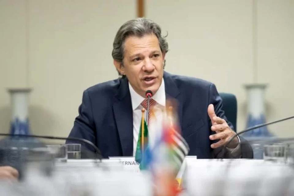 Fernando Haddad, Ministro da Fazenda, prevê regulamentação no Congresso até abril