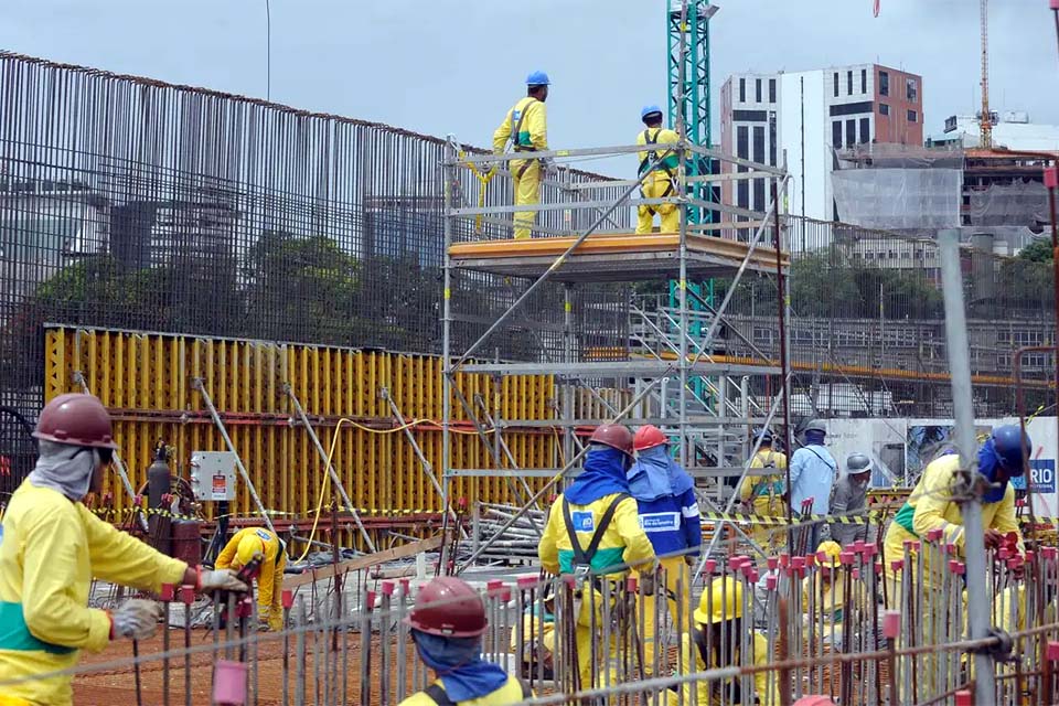 Termina nesta segunda-feira (15) prazo para inscrição no programa de retomada de obras na saúde