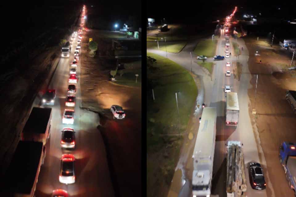 Multidão na abertura da Expojaru causa fila quilométrica e fluiu sem interrupções