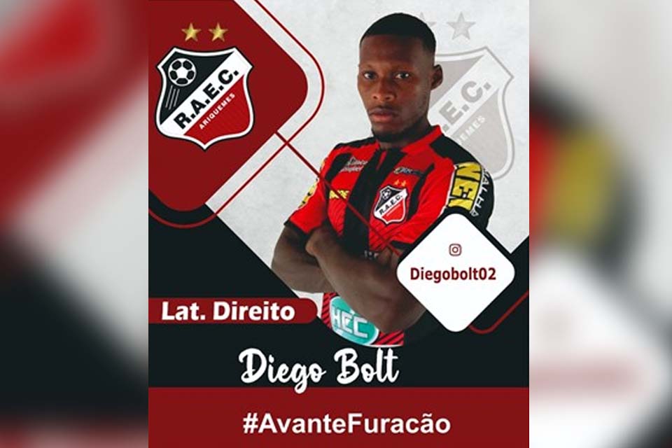 Lateral Diego Bolt acerta com o Real Ariquemes