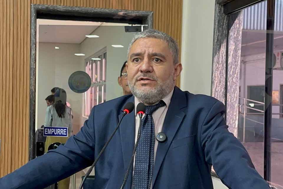 Vereador Everaldo Fogaça vota favorável aos pisos nacionais do magistério e agentes de endemias de Porto Velho 