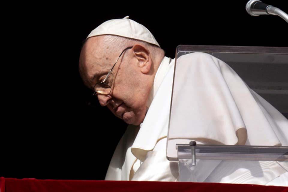 Papa Francisco pede fim da “espiral de violência” no Oriente Médio