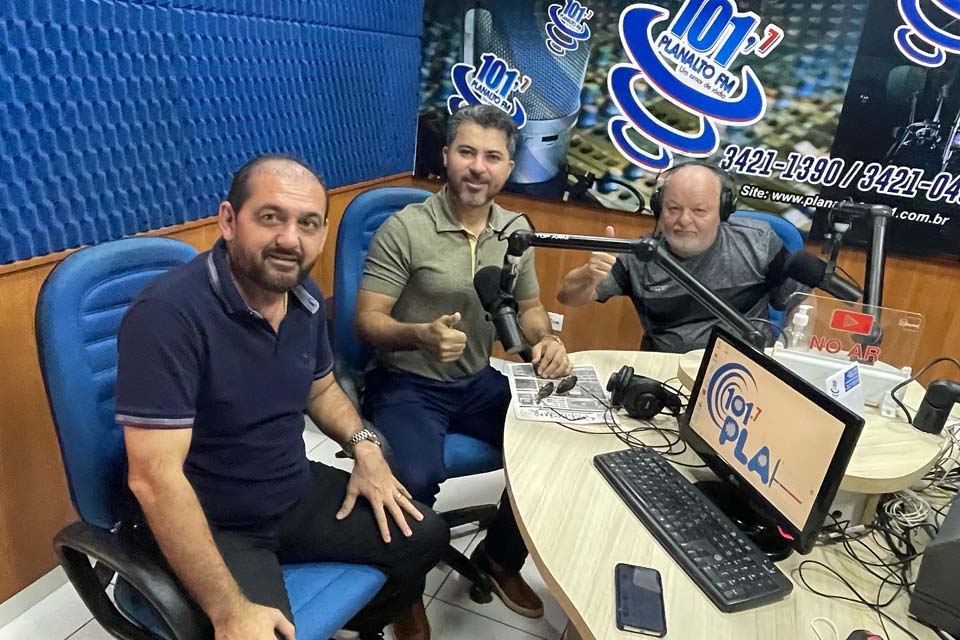 Deputado Laerte Gomes em entrevista a rádio planalto de Ji-Paraná presta contas do trabalho em prol da população