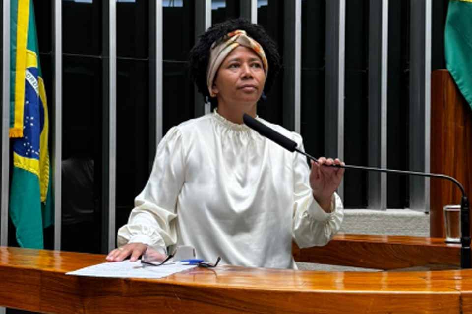 Sílvia Cristina cobra votação da PEC 101, que assegura plano de saúde para servidores da extinta Sucam