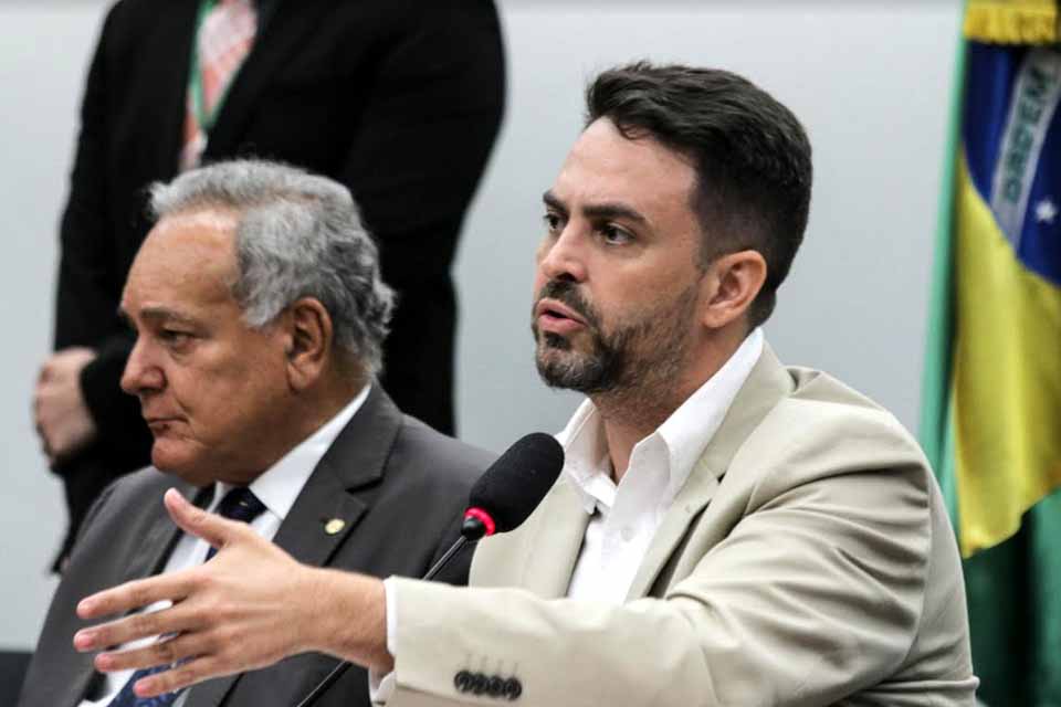 Deputado Federal Léo Moraes quer restabelecer crédito para alunos inadimplentes com o Fundo de Financiamento Estudantil