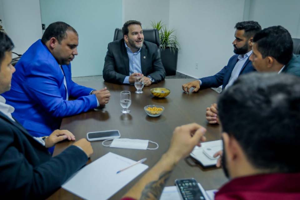 Presidente da Assembleia Legislativa, deputado Alex Redano confirma mais R$ 1,2 milhão para o município de Buritis