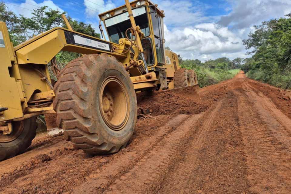 Manutenção na RO-478 entre Costa Marques e Real Forte Príncipe da Beira fomenta turismo 