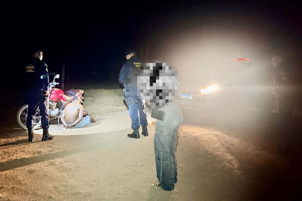 Homem é preso após suspeita de agressão e ameaça contra mulher na zona rural