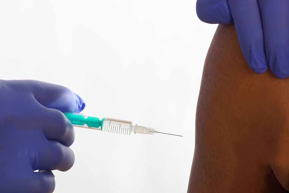 Estado americano sorteará US$ 5 milhões para cidadãos vacinados contra covid-19