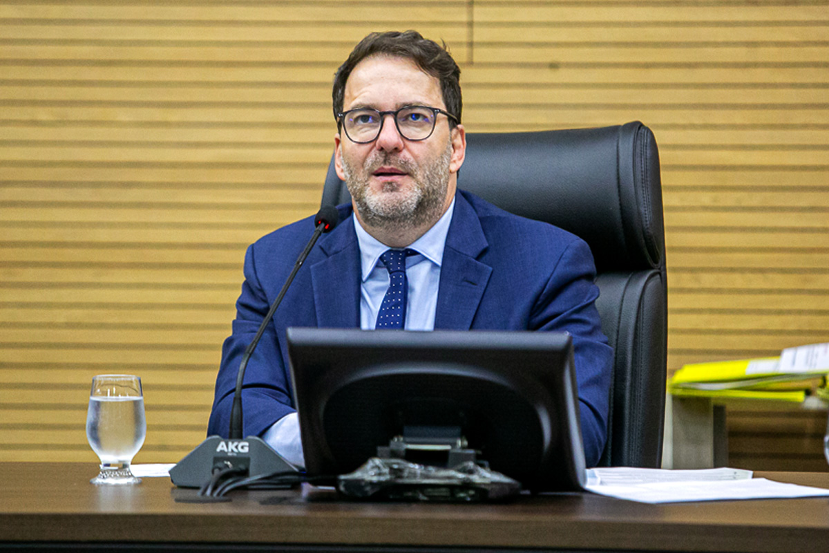 Deputado Alex Redano solicita ao Governo aquisição urgente de medicamentos para Ji-Paraná e Cerejeiras