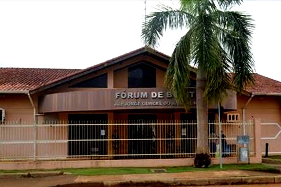 Estado terá que disponibilizar três ambulâncias para atender população 