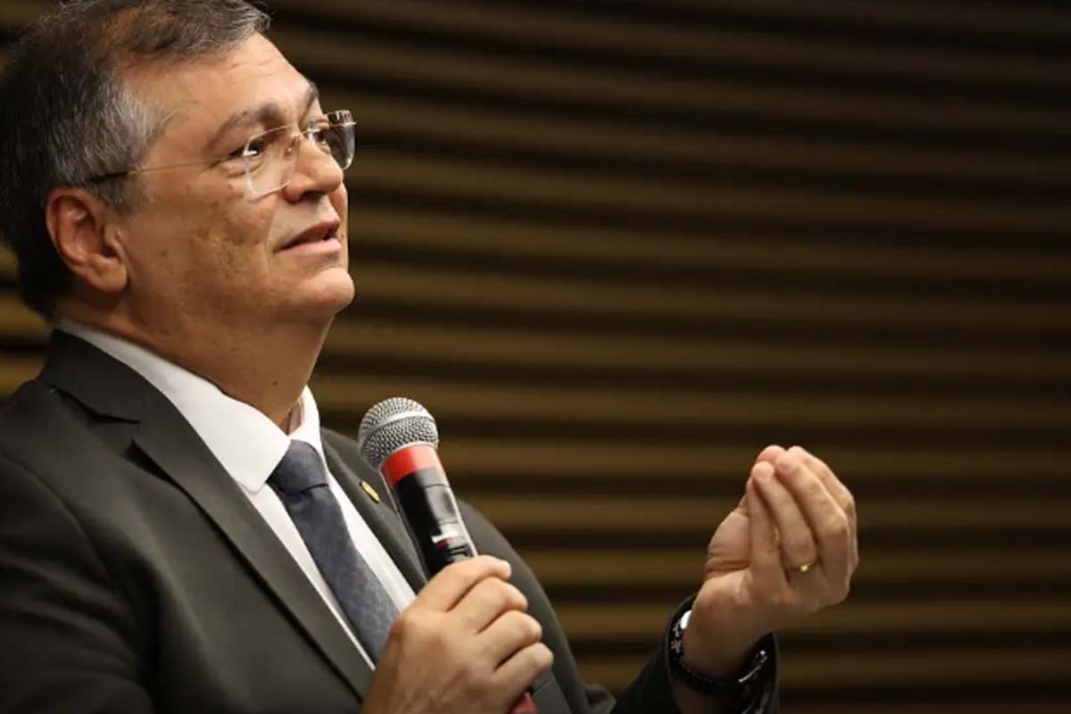 Dino anula emendas indicadas por dirigentes partidários sem mandato
