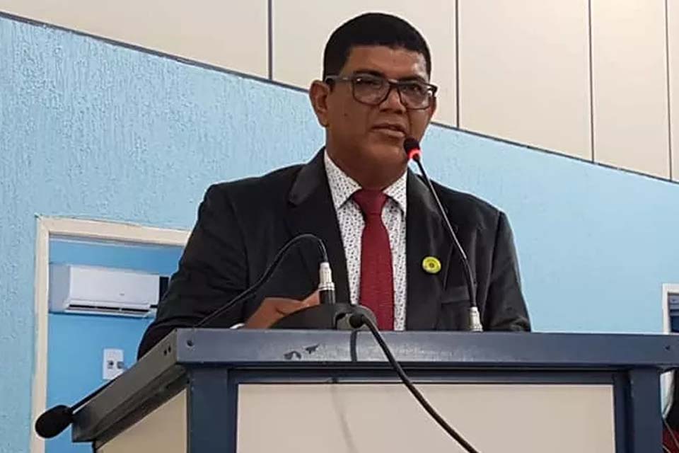 Tribunal de Contas de Rondônia multa prefeito e ex-secretário de Educação de Candeias do Jamari