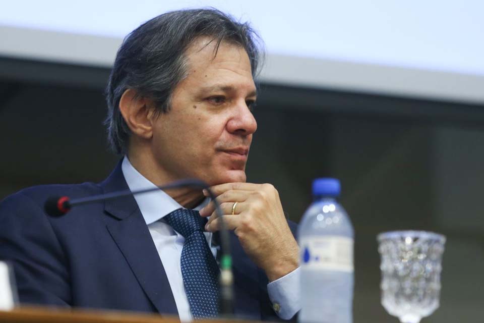 Haddad quer atrelar desoneração da folha à reforma tributária