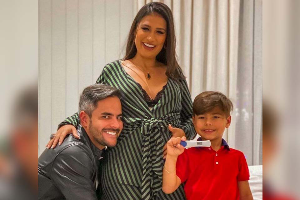 Cantora Simone e Kaká Diniz estão grávidos do segundo filho