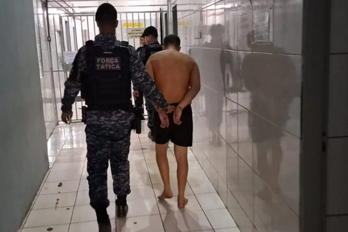 Força Tática prende líder de facção com drogas em distrito 