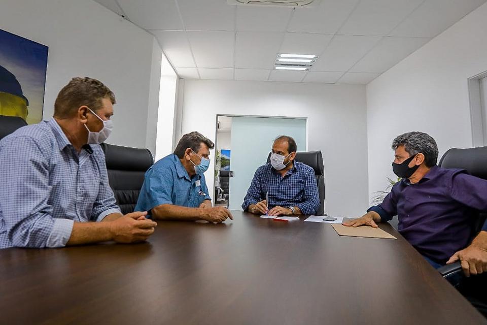 Presidente Laerte Gomes reafirma parceria com prefeito reeleito de Teixeirópolis, Tonin Zotesso