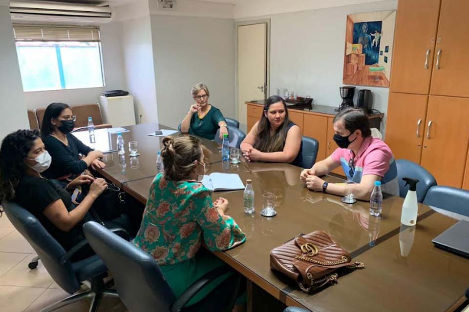 CREMERO se reúne com Semusa em Porto Velho para entender falta de medicação nas UPAS