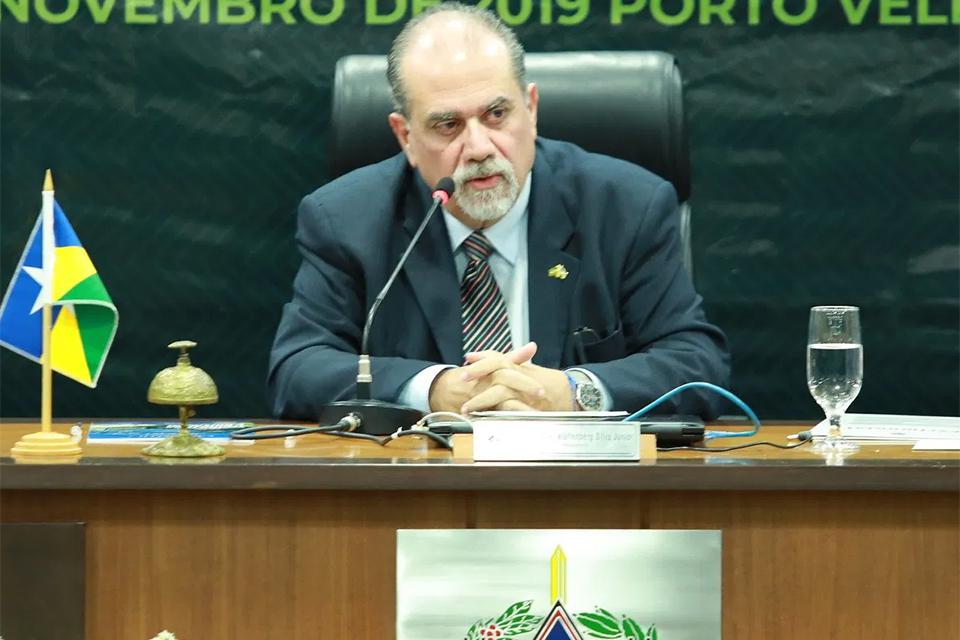 MDB formaliza convite ao desembargador Walter Waltenberg para filiação ao partido