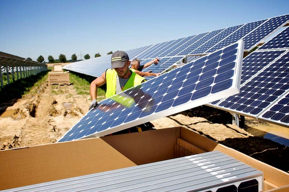 Energia solar ultrapassa 25 GW e alcança 11,6% da matriz elétrica