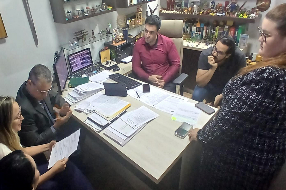 Após início das negociações com os hospitais o SINFAR reapresenta reivindicações de equiparação para farmacêuticos de hospitais 